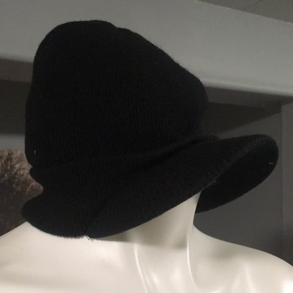 Black winter hat with visor